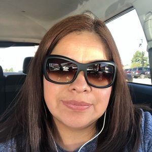 Meet your Posher, Norma